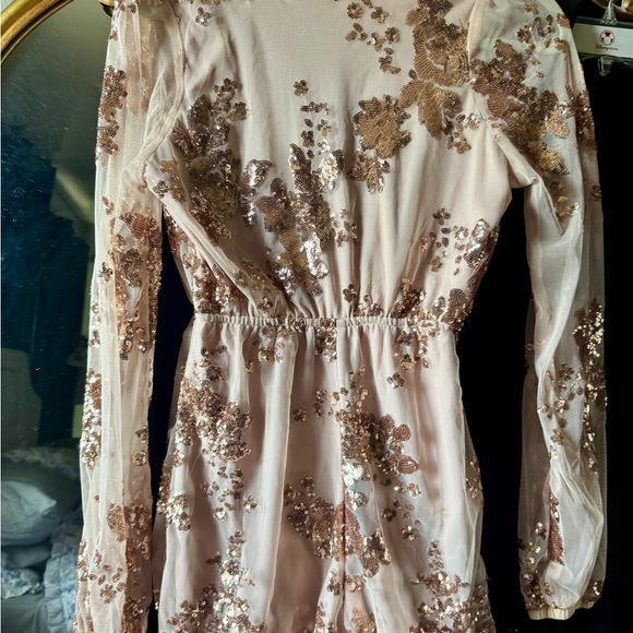 L'ATISTE light pink / peach Sequin romper - Picture 2 of 5